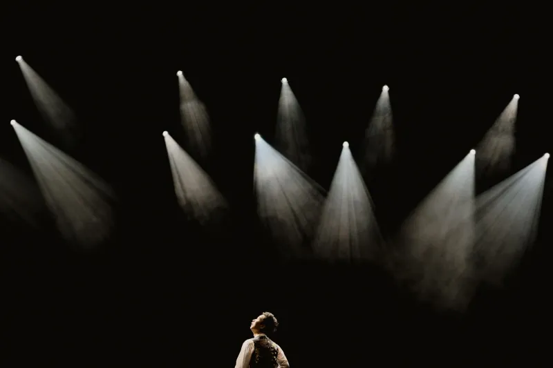 Stop Shrinking: The Unwritten Rules That Are Keeping Performers Stuck in the Wings